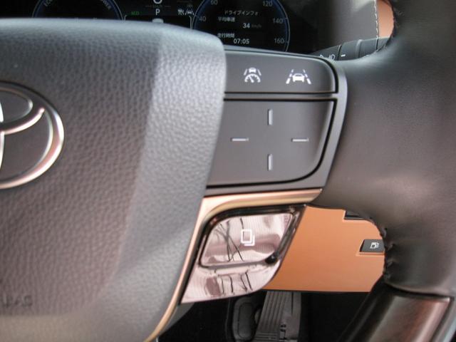 ヴェルファイアハイブリッド Ｚ　プレミア　１オーナー　買取車両　ユニバーサルステップ　１３．２型有機ＥＬ後席モニター　デジタルインナーミラー　ムーンルーフ　パノラミックビュー　ドライブレコーダー　ナビ　フルセグＴＶ　ＥＴＣ２．０（15枚目）