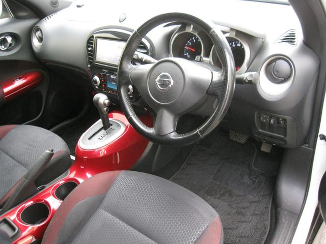 ジューク 15RX タイプV 1オーナー 禁煙車 買取車両 純正ナビ フルセグテレビ Bluetooth DVDビデオ バックモニター 360℃ドライブレコーダー 純正17インチアルミ プッシュスタートシステム オートエアコン(3枚目)