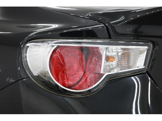 6速MT/WORK(XSAイクサ)18インチ/新品タイヤ/HKS車高調/Duraxナット/フォグランプ/4本出しマフラー/カロッツェリアHDDナビ/Bluetooth/ETC/プッシュスタート(52枚目)