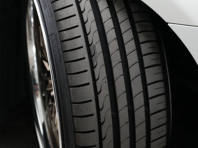 マークＸ ２５０Ｇ　リラックスセレクション　前後Ｇ’ｓバンパー／車高調／ＷＯＲＫ　ＶＳＸＶ１９インチＡＷ／ＢＲＡＳＨ３眼ヘッドライト／シーケンシャルウインカー／バックカメラ／Ｂｌｕｅｔｏｏｔｈ／ＥＴＣ／アンビエントライト／パワーシート（11枚目）