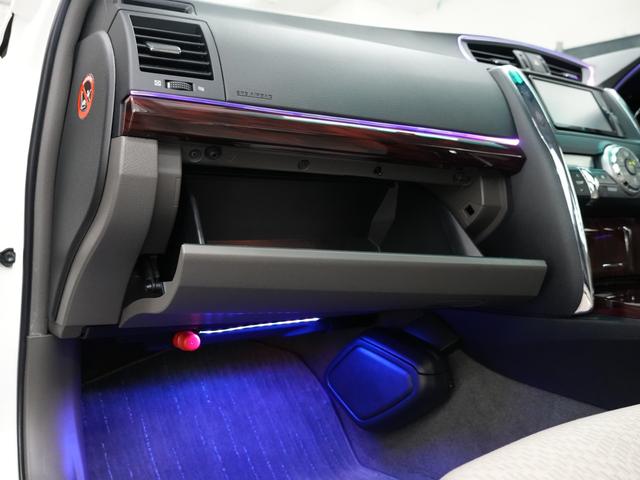 マークＸ ２５０Ｇ　リラックスセレクション　前後Ｇ’ｓバンパー／車高調／ＷＯＲＫ　ＶＳＸＶ１９インチＡＷ／ＢＲＡＳＨ３眼ヘッドライト／シーケンシャルウインカー／バックカメラ／Ｂｌｕｅｔｏｏｔｈ／ＥＴＣ／アンビエントライト／パワーシート（35枚目）