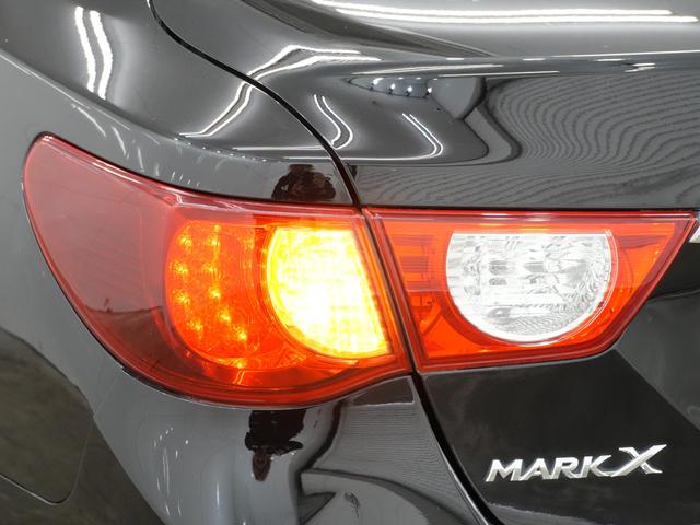 マークＸ ２５０Ｇ　リラックスセレクション・ブラックリミテッド　フロントモデリスタエアロ／車高調／ＴＥＩＮ　フルタップ式／レオンハルトオルデンＣＶ　１９インチＡＷ／社外アーム／キャンバー／ＥＴＣ／パワーシート／バックカメラ／ローダウン／黒内装／木目コンビハンドル（11枚目）