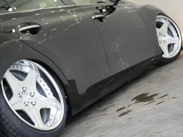 マークＸ ２５０Ｇ　リラックスセレクション・ブラックリミテッド　フロントモデリスタエアロ／車高調／ＴＥＩＮ　フルタップ式／レオンハルトオルデンＣＶ　１９インチＡＷ／社外アーム／キャンバー／ＥＴＣ／パワーシート／バックカメラ／ローダウン／黒内装／木目コンビハンドル（21枚目）