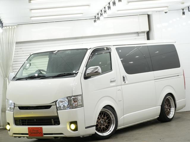 ハイエースバン スーパーＧＬ　ダークプライム　ローダウン／両側電動スライドドア／バッドフェイスボンネット／オーバーフェンダー／ＷＯＲＫ　ＸＴＲＡＰ　Ｍ１ＨＣ１８インチＡＷ／ベッドキット／ドライブレコーダー／ＥＴＣ／Ｂｌｕｅｔｏｏｔｈ／１００Ｖ電源（5枚目）
