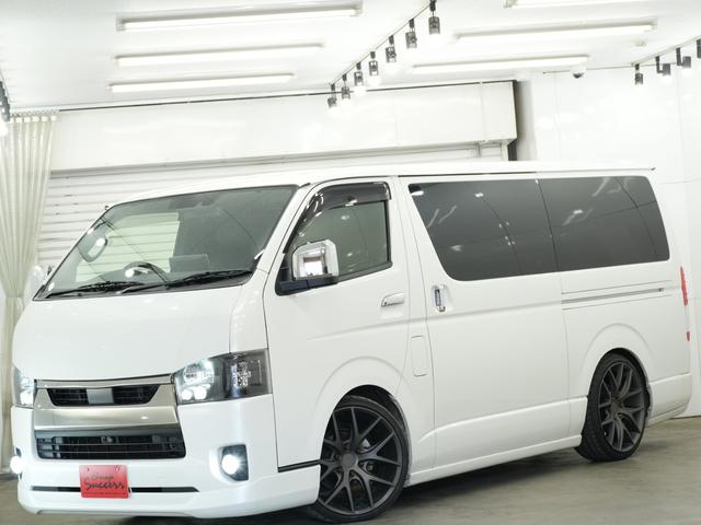 ハイエースバン スーパーGL ダークプライムII ESSEXエアロ/ローダウン/MTS エムテクノSSL6 20インチAW/バッドフェイスボンネット/ALPINE11インチフローティングナビ/ALPINEフリップダウンモニター/Bluetooth(5枚目)