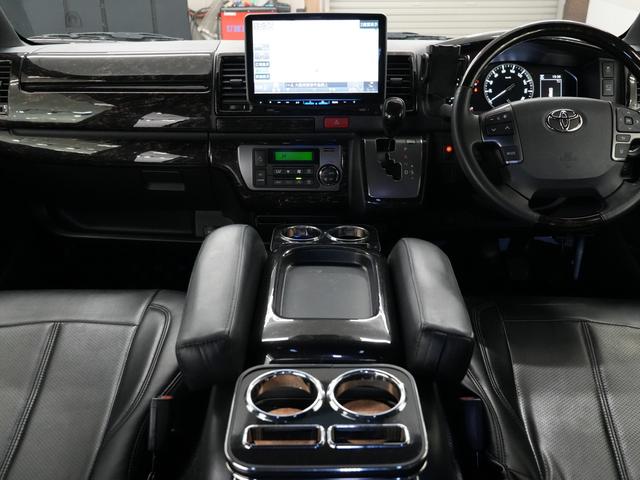 ハイエースバン スーパーGL ダークプライムII ESSEXエアロ/ローダウン/MTS エムテクノSSL6 20インチAW/バッドフェイスボンネット/ALPINE11インチフローティングナビ/ALPINEフリップダウンモニター/Bluetooth(22枚目)