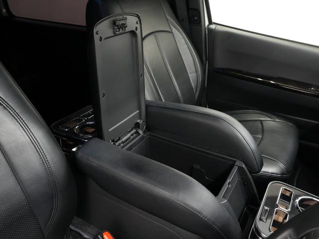 ハイエースバン スーパーGL ダークプライムII ESSEXエアロ/ローダウン/MTS エムテクノSSL6 20インチAW/バッドフェイスボンネット/ALPINE11インチフローティングナビ/ALPINEフリップダウンモニター/Bluetooth(39枚目)
