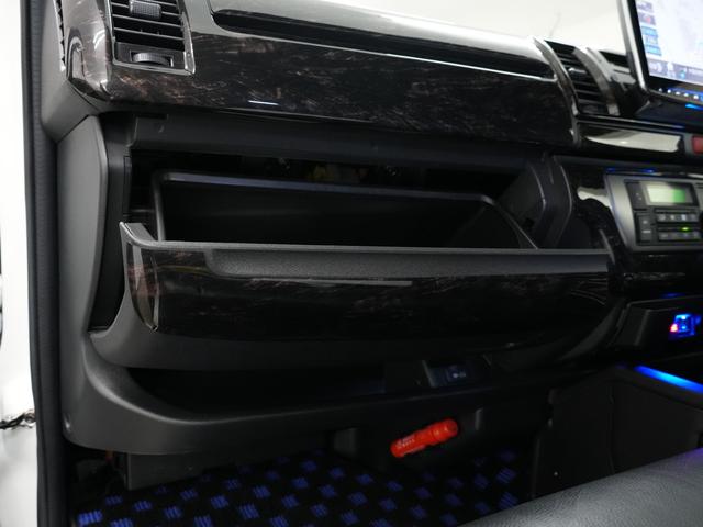 ハイエースバン スーパーGL ダークプライムII ESSEXエアロ/ローダウン/MTS エムテクノSSL6 20インチAW/バッドフェイスボンネット/ALPINE11インチフローティングナビ/ALPINEフリップダウンモニター/Bluetooth(41枚目)