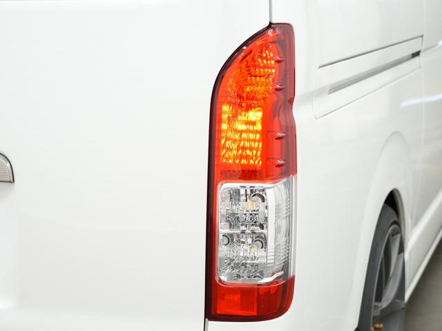 ハイエースバン スーパーGL ダークプライムII ESSEXエアロ/ローダウン/MTS エムテクノSSL6 20インチAW/バッドフェイスボンネット/ALPINE11インチフローティングナビ/ALPINEフリップダウンモニター/Bluetooth(47枚目)