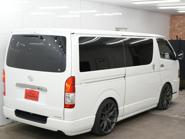 ハイエースバン スーパーGL ダークプライムII ESSEXエアロ/ローダウン/MTS エムテクノSSL6 20インチAW/バッドフェイスボンネット/ALPINE11インチフローティングナビ/ALPINEフリップダウンモニター/Bluetooth(59枚目)