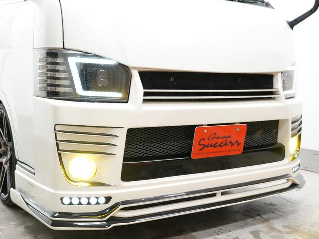 ハイエースバン スーパーGL ダークプライム GR8STYLEエアロ/ローダウン/RACINGTECHNOLOGY BONZO20インチAW/社外ヘッドライトライト/Bluetooth/バックカメラ/ETC/両側電動スライドドア/ベットキット(9枚目)