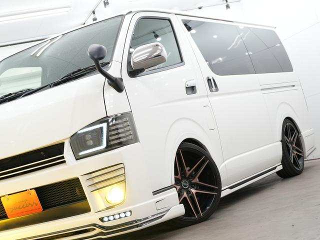 ハイエースバン スーパーGL ダークプライム GR8STYLEエアロ/ローダウン/RACINGTECHNOLOGY BONZO20インチAW/社外ヘッドライトライト/Bluetooth/バックカメラ/ETC/両側電動スライドドア/ベットキット(14枚目)