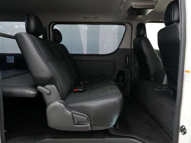 ハイエースバン スーパーGL ダークプライム GR8STYLEエアロ/ローダウン/RACINGTECHNOLOGY BONZO20インチAW/社外ヘッドライトライト/Bluetooth/バックカメラ/ETC/両側電動スライドドア/ベットキット(65枚目)