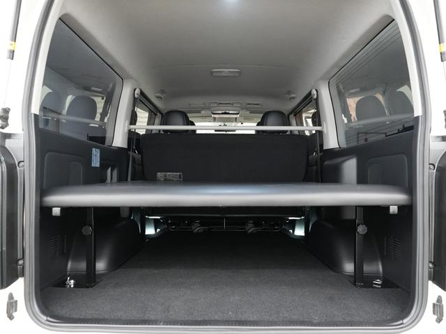 ハイエースバン スーパーGL ダークプライム GR8STYLEエアロ/ローダウン/RACINGTECHNOLOGY BONZO20インチAW/社外ヘッドライトライト/Bluetooth/バックカメラ/ETC/両側電動スライドドア/ベットキット(77枚目)