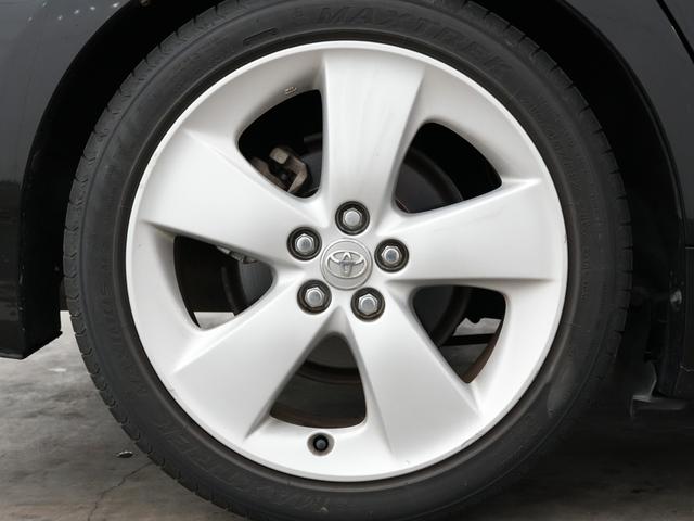 プリウス Gツーリングセレクションレザーパッケージ ツーリングホイール17インチ/Bluetoothオーディオ/ブルーフォグランプ/プッシュスタート/パワーシート/レザーシート/ETC/Bluetooth/バックカメラ/ダウンサス/モデリスタドアメッキ(7枚目)