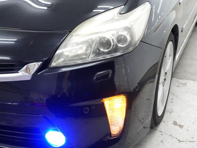 プリウス Gツーリングセレクションレザーパッケージ ツーリングホイール17インチ/Bluetoothオーディオ/ブルーフォグランプ/プッシュスタート/パワーシート/レザーシート/ETC/Bluetooth/バックカメラ/ダウンサス/モデリスタドアメッキ(13枚目)