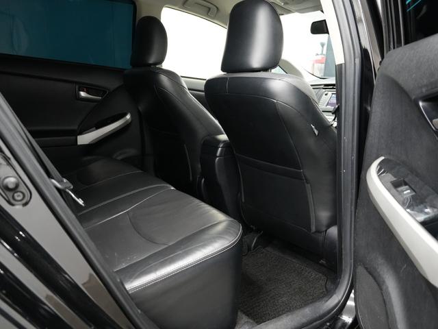 プリウス Gツーリングセレクションレザーパッケージ ツーリングホイール17インチ/Bluetoothオーディオ/ブルーフォグランプ/プッシュスタート/パワーシート/レザーシート/ETC/Bluetooth/バックカメラ/ダウンサス/モデリスタドアメッキ(67枚目)