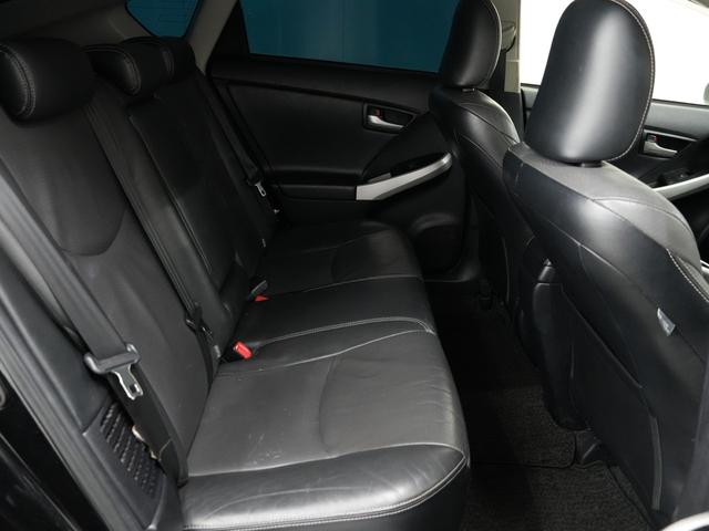 プリウス Gツーリングセレクションレザーパッケージ ツーリングホイール17インチ/Bluetoothオーディオ/ブルーフォグランプ/プッシュスタート/パワーシート/レザーシート/ETC/Bluetooth/バックカメラ/ダウンサス/モデリスタドアメッキ(68枚目)