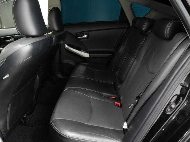 プリウス Gツーリングセレクションレザーパッケージ ツーリングホイール17インチ/Bluetoothオーディオ/ブルーフォグランプ/プッシュスタート/パワーシート/レザーシート/ETC/Bluetooth/バックカメラ/ダウンサス/モデリスタドアメッキ(75枚目)