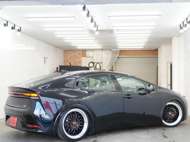 プリウス Z ワンオーナー/AME シュタイナーFTX20インチAW/フルタップ車高調/ローダウン//ETC2.0/AC100V/パワーバックドア/パノラミックビューモニター/Bluetooth/ローダウン(16枚目)