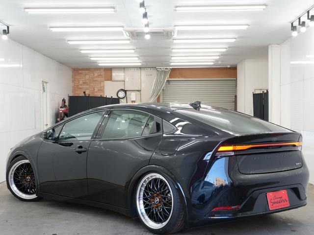 プリウス Z ワンオーナー/AME シュタイナーFTX20インチAW/フルタップ車高調/ローダウン//ETC2.0/AC100V/パワーバックドア/パノラミックビューモニター/Bluetooth/ローダウン(44枚目)