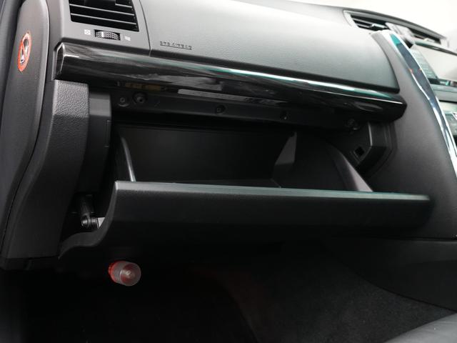 マークＸ ２５０Ｇ　Ｓパッケージリラックスセレクション　フロントＧ’ｓバンパー／リアＧ’ｓバンパー／車高調／ＷＯＲＫ　ＶＳＫＦ１９インチＡＷ／ブラッシュ三眼ヘッドライト／サンルーフ／バックカメラ／ＥＴＣ／黒革シート／シートヒーター／パドルシフト／社外テール（39枚目）