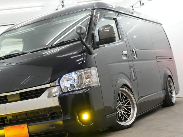 ハイエースバン バッドフェイスボンネット/WORK XTRAP 18インチAW/ローダウン/バックカメラ/100V電源/両側電動スライドドア/ETC/Bluetooth/シートカバー/オーバーフェンダー/ベッドキット(16枚目)