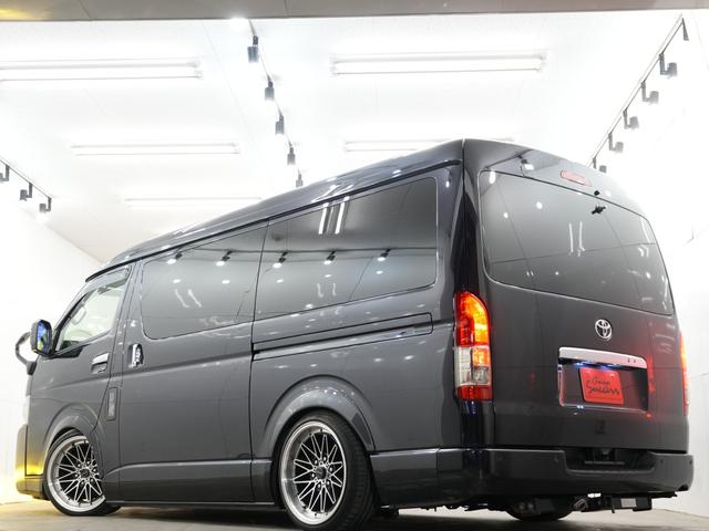 ハイエースバン バッドフェイスボンネット/WORK XTRAP 18インチAW/ローダウン/バックカメラ/100V電源/両側電動スライドドア/ETC/Bluetooth/シートカバー/オーバーフェンダー/ベッドキット(45枚目)