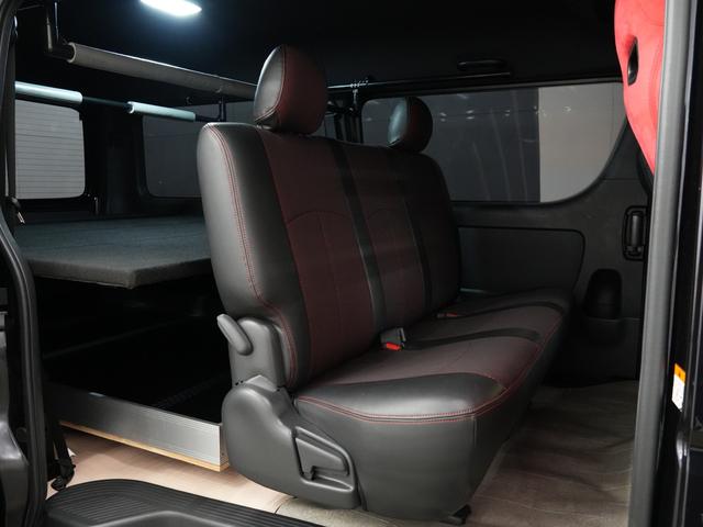 ハイエースバン バッドフェイスボンネット/WORK XTRAP 18インチAW/ローダウン/バックカメラ/100V電源/両側電動スライドドア/ETC/Bluetooth/シートカバー/オーバーフェンダー/ベッドキット(65枚目)