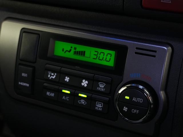 ハイエースバン スーパーＧＬ　ダークプライムＩＩ　ＥＳＳＥＸフロントグリル／ＥＳＳＥＸＴｙｐｅＥＣ１８インチＡＷ／ＡＬＰＩＮＥフローティングナビ１１インチナビ／ＥＴＣ／Ｂｌｕｅｔｏｏｔｈ／フルセグ／バックカメラ／シートカバー／両側電動スライドドア／（33枚目）