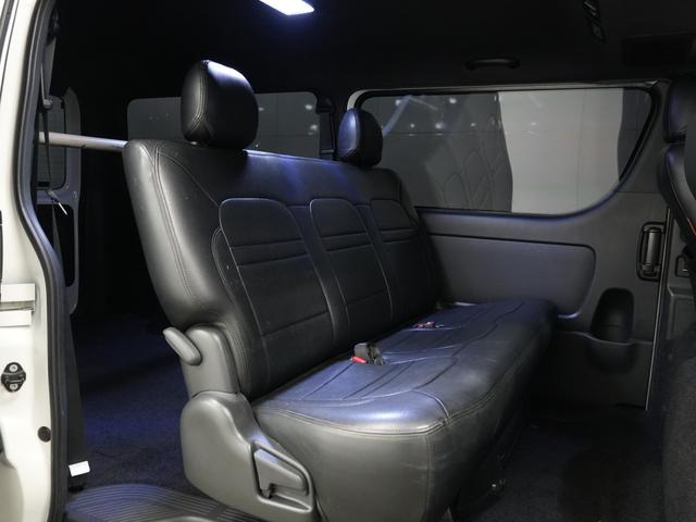 ハイエースバン スーパーＧＬ　ダークプライムＩＩ　ＥＳＳＥＸフロントグリル／ＥＳＳＥＸＴｙｐｅＥＣ１８インチＡＷ／ＡＬＰＩＮＥフローティングナビ１１インチナビ／ＥＴＣ／Ｂｌｕｅｔｏｏｔｈ／フルセグ／バックカメラ／シートカバー／両側電動スライドドア／（66枚目）