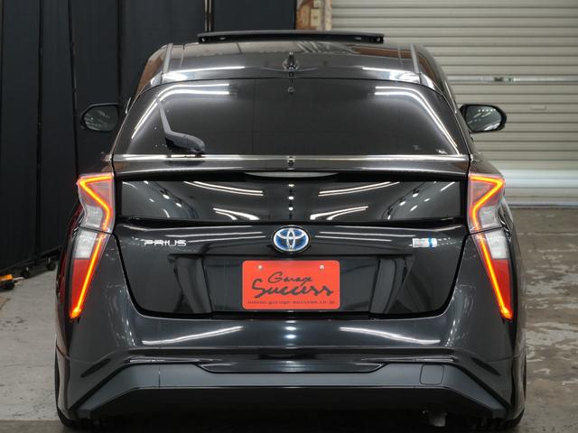 プリウス Ｓ　フロントモデリスタエアロ／サイドモデリスタ／車高調／ローダウン／ＷＯＲＫ　ＳＣＨＷＥＲＴＱＵＥＬＬ　１９ＡＷ／トヨタ純正９インチナビ／バックカメラ／Ｂｌｕｅｔｏｏｔｈ／ＥＴＣ／サンルーフ／（58枚目）