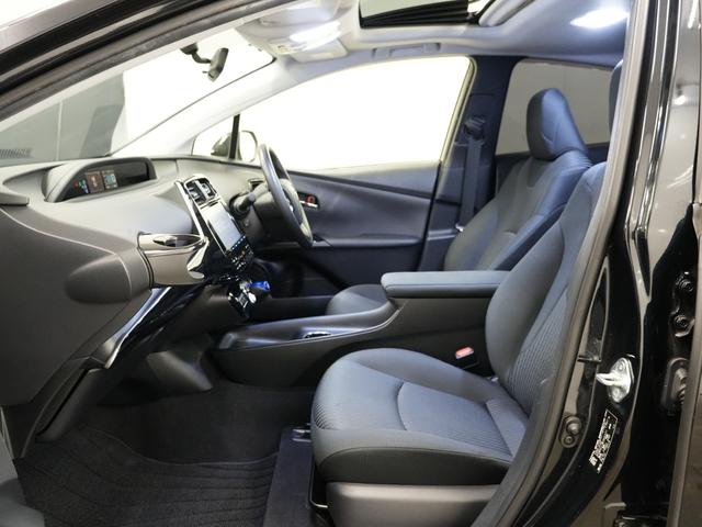 プリウス Ｓ　フロントモデリスタエアロ／サイドモデリスタ／車高調／ローダウン／ＷＯＲＫ　ＳＣＨＷＥＲＴＱＵＥＬＬ　１９ＡＷ／トヨタ純正９インチナビ／バックカメラ／Ｂｌｕｅｔｏｏｔｈ／ＥＴＣ／サンルーフ／（71枚目）
