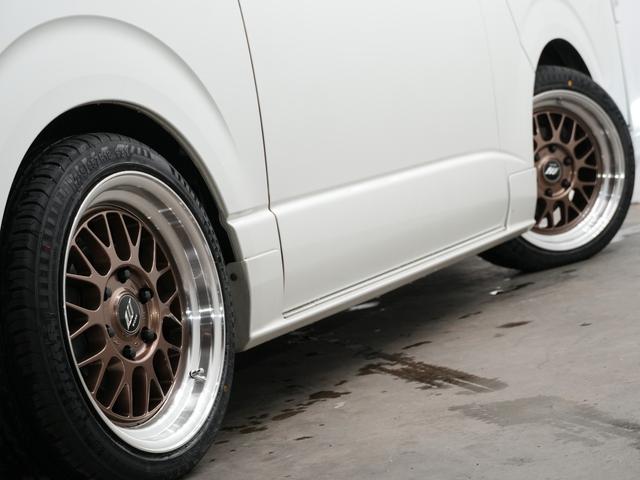 ハイエースバン スーパーＧＬ　ダークプライムＩＩ　バッドフェイスボンネット／ローダウン／ＷＯＲＫ　ＸＴＲＡＰＭ１ＨＣ１８インチＡＷ　限定カラー／バックカメラ／ＥＴＣ／Ｂｌｕｅｔｏｏｔｈ／ドライブレコーダー／デジタルインナーミラー／ＬＥＤテールランプ（21枚目）