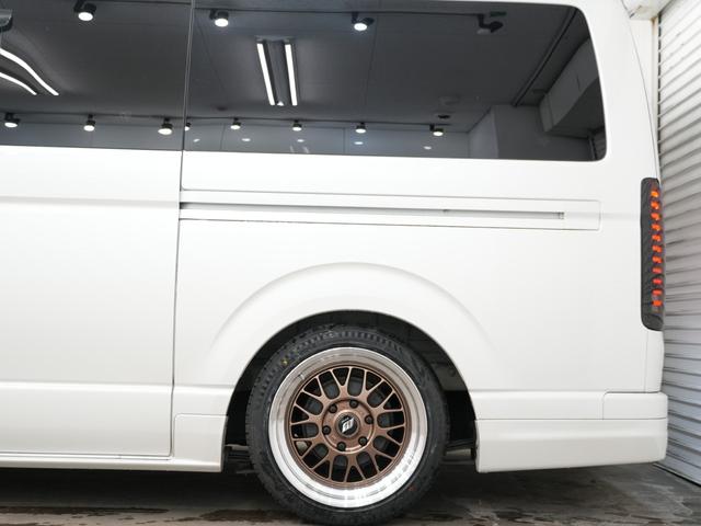 ハイエースバン スーパーＧＬ　ダークプライムＩＩ　バッドフェイスボンネット／ローダウン／ＷＯＲＫ　ＸＴＲＡＰＭ１ＨＣ１８インチＡＷ　限定カラー／バックカメラ／ＥＴＣ／Ｂｌｕｅｔｏｏｔｈ／ドライブレコーダー／デジタルインナーミラー／ＬＥＤテールランプ（23枚目）