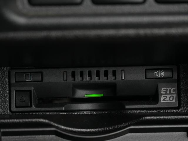 ハイエースバン スーパーGL ダークプライムII バッドフェイスボンネット/ローダウン/ESSEX ENCM17インチAW/バックカメラ/ETC/Bluetooth/デジタルインナーミラー/LEDテールランプ/テレビフルセグ/LEDテールランプ/(31枚目)