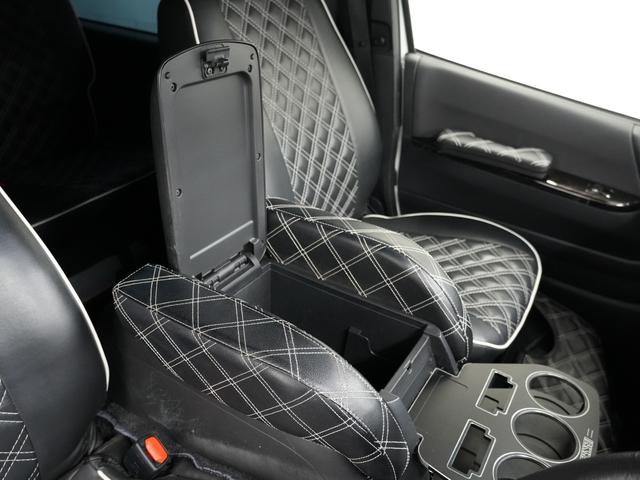 ハイエースバン スーパーGL ダークプライムII バッドフェイスボンネット/ローダウン/ESSEX ENCM17インチAW/バックカメラ/ETC/Bluetooth/デジタルインナーミラー/LEDテールランプ/テレビフルセグ/LEDテールランプ/(39枚目)