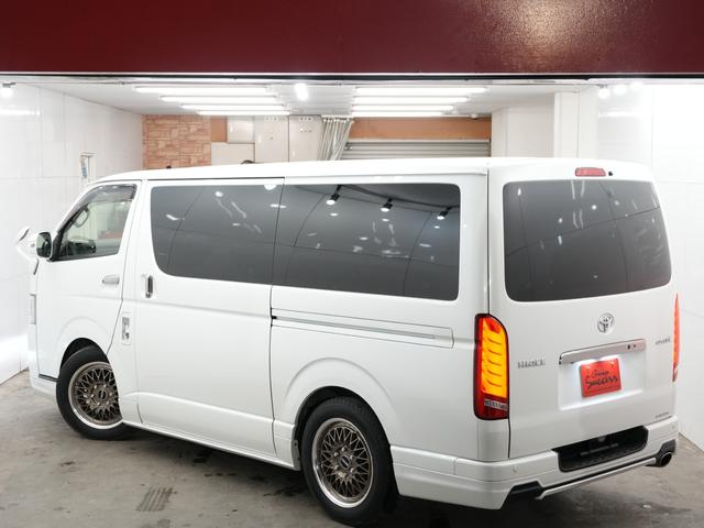 ハイエースバン スーパーGL ダークプライムII バッドフェイスボンネット/ローダウン/ESSEX ENCM17インチAW/バックカメラ/ETC/Bluetooth/デジタルインナーミラー/LEDテールランプ/テレビフルセグ/LEDテールランプ/(49枚目)