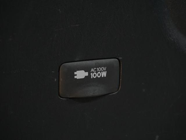 ハイエースバン スーパーGL ダークプライムII バッドフェイスボンネット/ローダウン/ESSEX ENCM17インチAW/バックカメラ/ETC/Bluetooth/デジタルインナーミラー/LEDテールランプ/テレビフルセグ/LEDテールランプ/(79枚目)