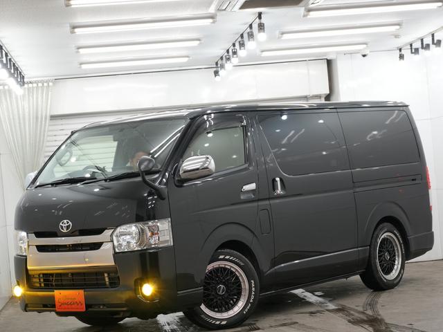 ハイエースバン スーパーＧＬ　ダークプライム　ＡＭＥ　シュタイナーＦＴＸ１７インチＡＷ／カロッツェリアナビ／バックカメラ／ＥＴＣ／Ｂｌｕｅｔｏｏｔｈ／ミラー型ドライブレコーダー／ドライブレコーダー／フリップダウンモニター／両側電動スライドドア（5枚目）