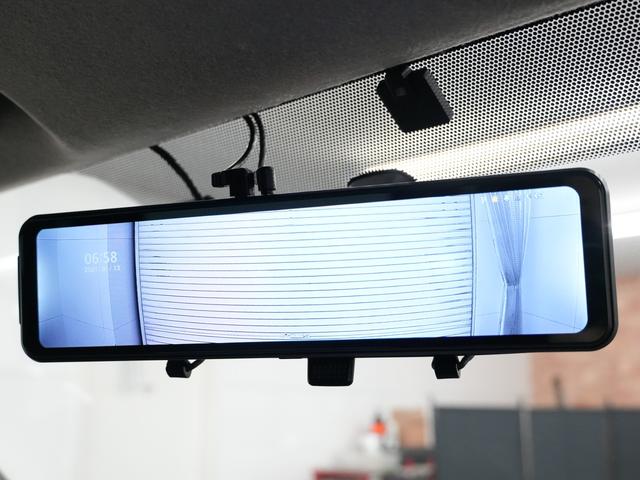 ハイエースバン スーパーＧＬ　ダークプライム　ＡＭＥ　シュタイナーＦＴＸ１７インチＡＷ／カロッツェリアナビ／バックカメラ／ＥＴＣ／Ｂｌｕｅｔｏｏｔｈ／ミラー型ドライブレコーダー／ドライブレコーダー／フリップダウンモニター／両側電動スライドドア（8枚目）