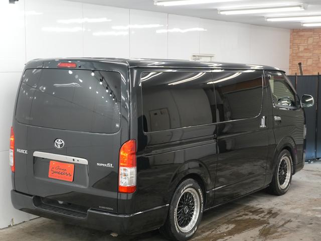 ハイエースバン スーパーＧＬ　ダークプライム　ＡＭＥ　シュタイナーＦＴＸ１７インチＡＷ／カロッツェリアナビ／バックカメラ／ＥＴＣ／Ｂｌｕｅｔｏｏｔｈ／ミラー型ドライブレコーダー／ドライブレコーダー／フリップダウンモニター／両側電動スライドドア（57枚目）
