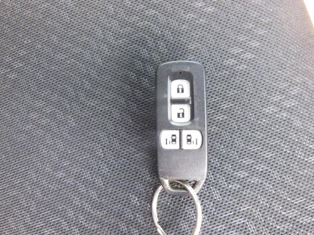 Ｎ－ＢＯＸカスタム Ｇ　ターボＳＳパッケージ　ナビ　バックカメラ　両側パワースライドドア　スマートキー　衝突軽減装置　ＨＩＤヘッドライト　クルーズコントロール　オートライト　ターボ車（22枚目）