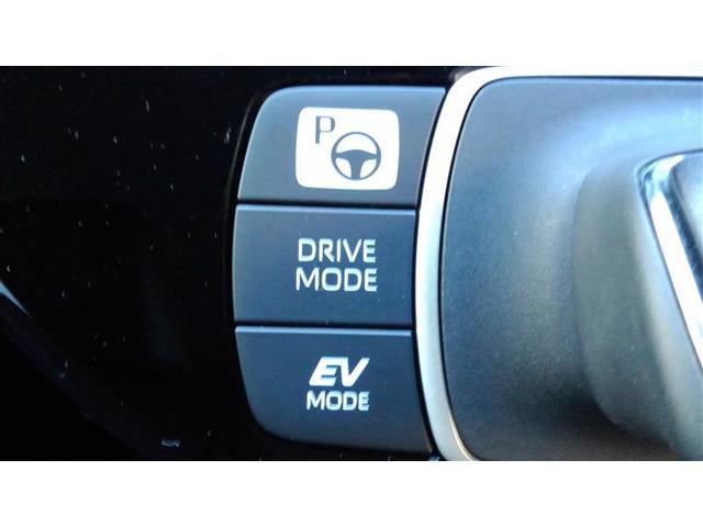 アクア Z 元試乗車 LEDヘッドライト スマートキー 100V電源 イモビライザー アルミホイール ドライブレコーダー オートクルーズコントロール エアコン ESC ナビ カーテンエアバッグ ETC キーレス(10枚目)