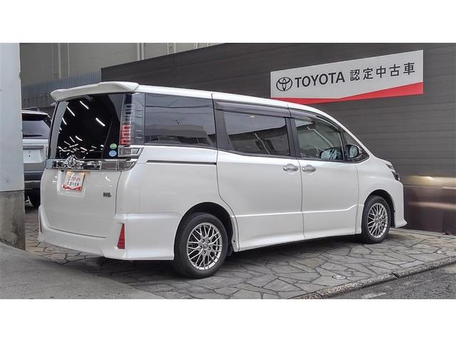 ヴォクシー ハイブリッドZS 煌III ドライブレコーダ アイドリングストップ 地デジTV リヤカメラ 1オナ車 Wエアコン スマートキー ミュージックプレイヤー接続可 DVD再生可 クルコン VSC キーレス アルミホイール ナビ&TV(8枚目)