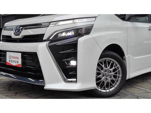 ヴォクシー ハイブリッドZS 煌III ドライブレコーダ アイドリングストップ 地デジTV リヤカメラ 1オナ車 Wエアコン スマートキー ミュージックプレイヤー接続可 DVD再生可 クルコン VSC キーレス アルミホイール ナビ&TV(29枚目)