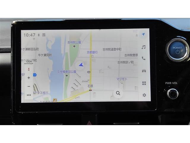 ノア ハイブリッドＳ－Ｚ　横滑り防止機能　エアバッグ　アイドリングストップ　オートクルーズコントロール　地デジ　両側自動ドア　ダブルエアコン　スマートエントリー　ＬＥＤランプ　バックモニター　メモリナビ　３列シート　ＥＴＣ付き（3枚目）