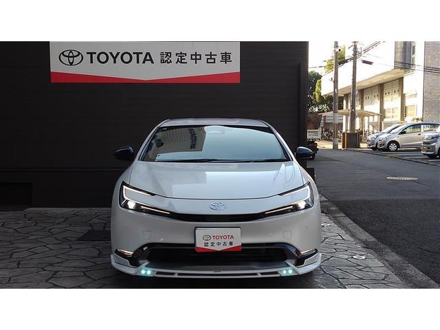 プリウス Ｚ　リアカメラ　プリクラッシュ　１オーナ　メモリナビ　ＡＣ１００Ｖ電源　ＬＥＤランプ　ナビ・ＴＶ　オートクルーズ　アルミホイール　ドライブレコーダ　ＡＣ　運転席エアバッグ　横滑り防止装置　ＥＴＣ付　ＡＢＳ（5枚目）