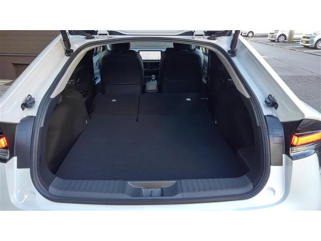 プリウス Ｚ　リアカメラ　プリクラッシュ　１オーナ　メモリナビ　ＡＣ１００Ｖ電源　ＬＥＤランプ　ナビ・ＴＶ　オートクルーズ　アルミホイール　ドライブレコーダ　ＡＣ　運転席エアバッグ　横滑り防止装置　ＥＴＣ付　ＡＢＳ（25枚目）