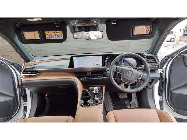 クラウンスポーツ Ｚ　ＡＷＤ　フルセグテレビ　１オーナー　ＥＴＣ車載器　ＴＶナビ　クルコン　横滑り防止装置　エアバッグ　本革　ＡＣ１００Ｖ　ミュージックプレイヤー接続可　メモリナビ　ドラレコ　キーレス　盗難防止装置　ＡＢＳ（7枚目）